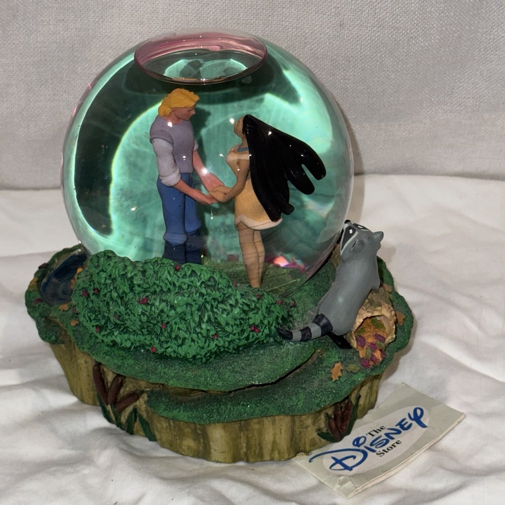NWT Disney Pocahontas Snow Globe John Smith Colors Of The Wind Musical Meeko